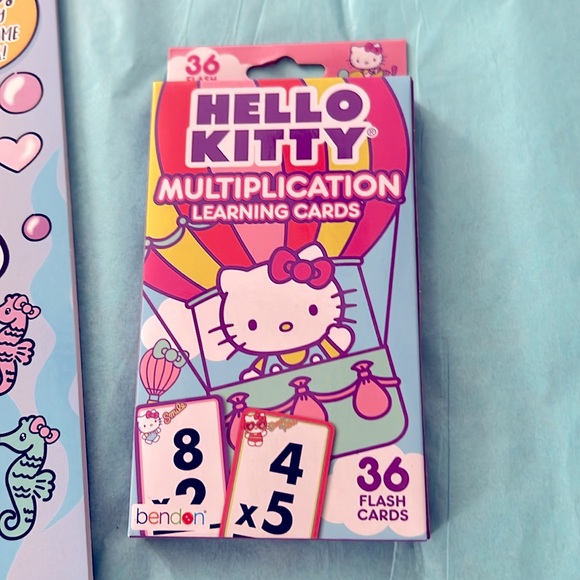 Hello Kitty Coloring book - Picture 2 of 8